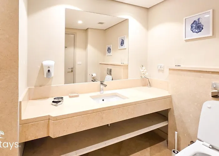 Apartman Ollystays - Seaview Mangroovy 1br, & Pool Free Access Gurdaka